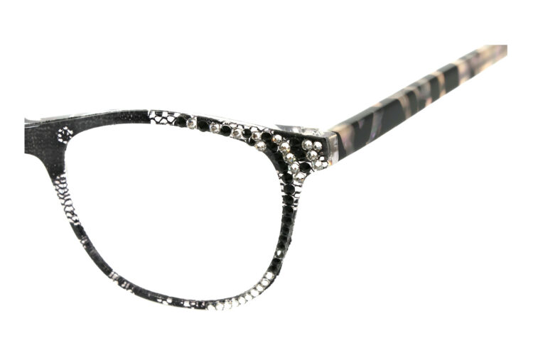 Cody, schwarze spitze